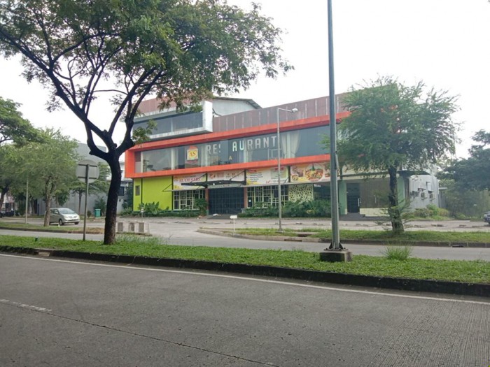 Gedung Ex Restoran di Lippo Cikarang